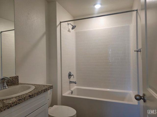 10917 Pasto Way, Bakersfield, CA 93306