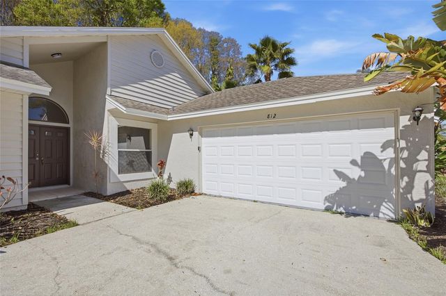 812 CRESTRIDGE DRIVE, Tarpon Springs, FL 34688