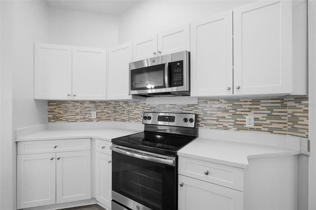 812 CRESTRIDGE DRIVE, Tarpon Springs, FL 34688