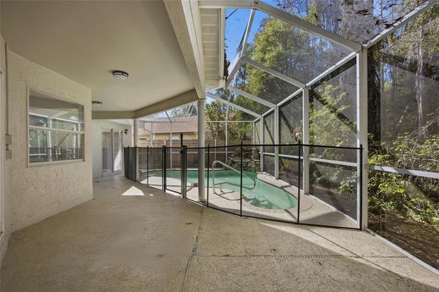 812 CRESTRIDGE DRIVE, Tarpon Springs, FL 34688