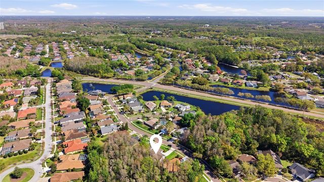 812 CRESTRIDGE DRIVE, Tarpon Springs, FL 34688