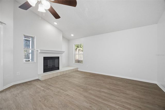 812 CRESTRIDGE DRIVE, Tarpon Springs, FL 34688