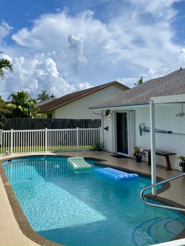 19131 Fairlawn Way, Boca Raton, FL 33434