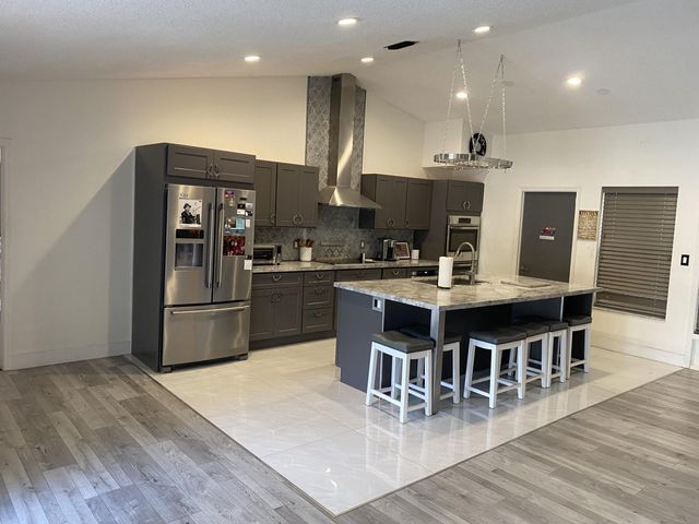 19131 Fairlawn Way, Boca Raton, FL 33434