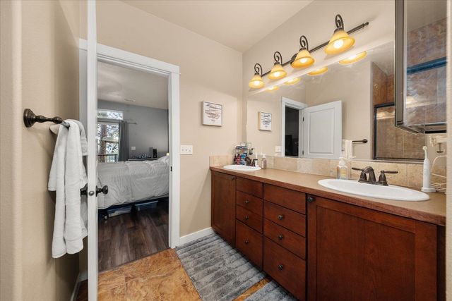 7002 E Columbia Dr, Spokane, WA 99217