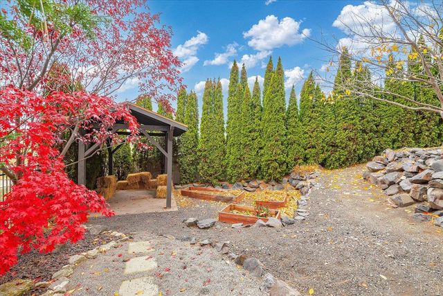 7002 E Columbia Dr, Spokane, WA 99217