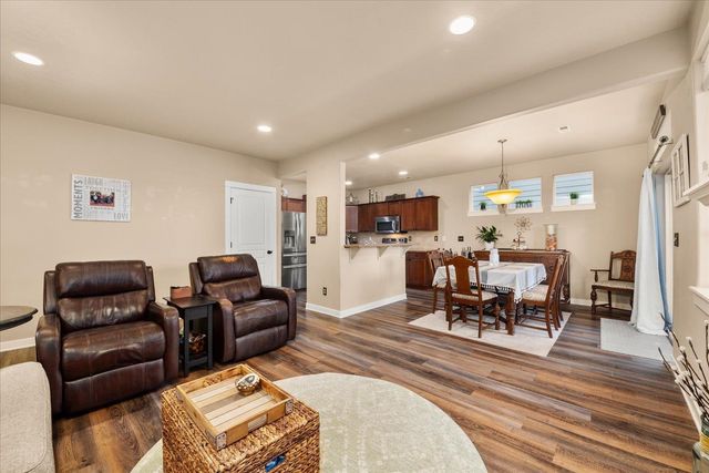 7002 E Columbia Dr, Spokane, WA 99217