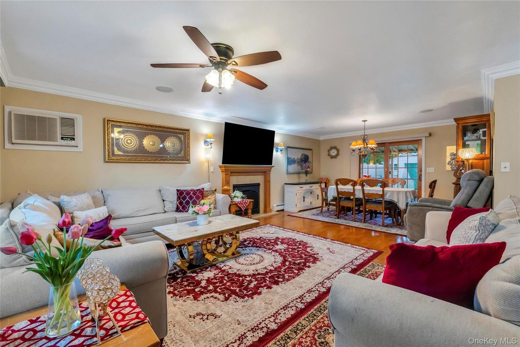 2362 6th Street, East Meadow, NY 11554 — photo 4