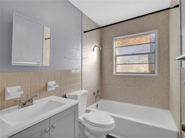 301 SW 3RD TERRACE, Mulberry, FL 33860