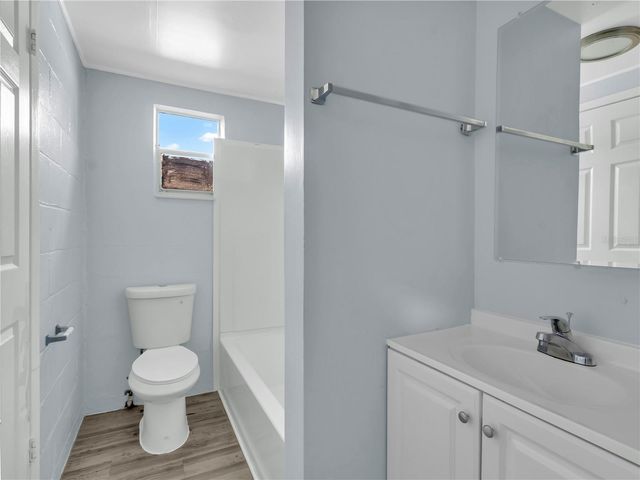 301 SW 3RD TERRACE, Mulberry, FL 33860