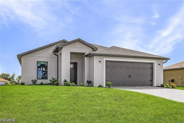 3105 45th ST, Lehigh Acres, FL 33976