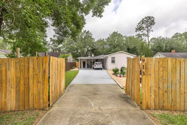 913 7th Avenue, Albany, GA 31701
