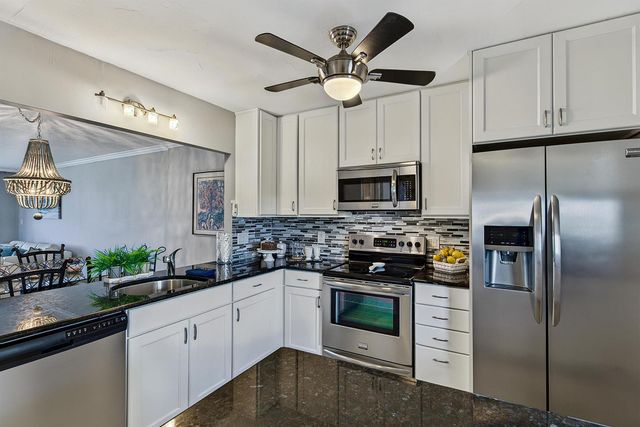 4800 Bayview Drive 402, Fort Lauderdale, FL 33308