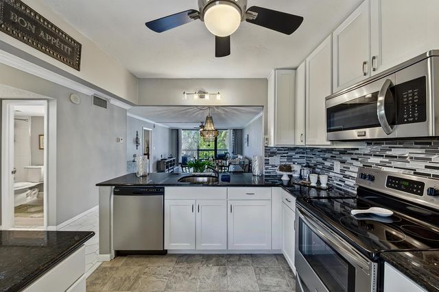 4800 Bayview Drive 402, Fort Lauderdale, FL 33308