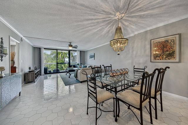 4800 Bayview Drive 402, Fort Lauderdale, FL 33308