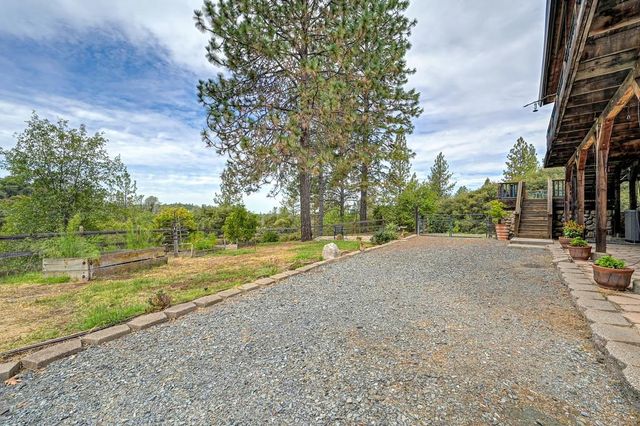 2428 Shirt Tail Tri, Cool, CA 95614
