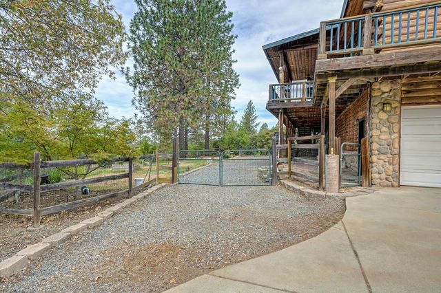 2428 Shirt Tail Tri, Cool, CA 95614
