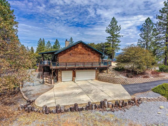 2428 Shirt Tail Tri, Cool, CA 95614