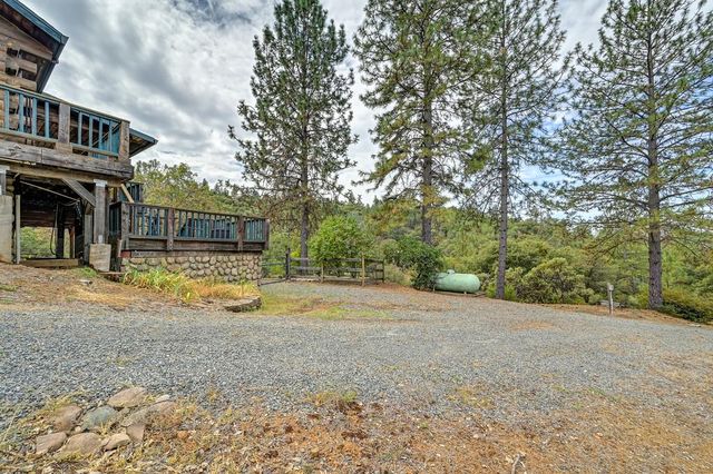 2428 Shirt Tail Tri, Cool, CA 95614