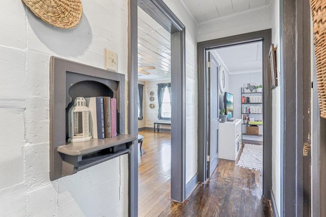 106 County Road 425, Spicewood, TX 78669