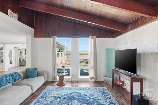 243 E 1st Street, Midway, GA 31320