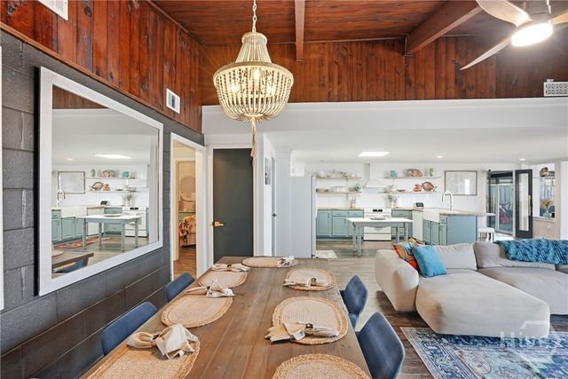 243 E 1st Street, Midway, GA 31320