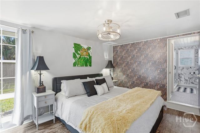 243 E 1st Street, Midway, GA 31320