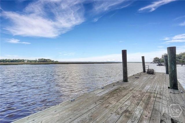 243 E 1st Street, Midway, GA 31320