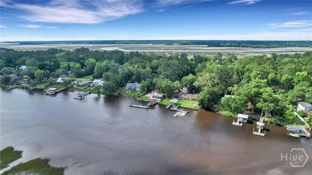 243 E 1st Street, Midway, GA 31320