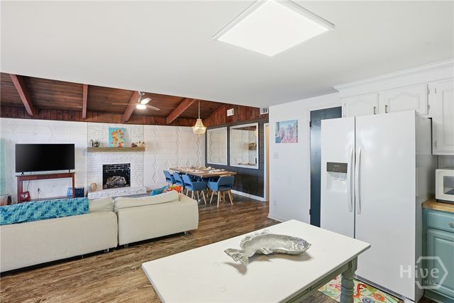 243 E 1st Street, Midway, GA 31320