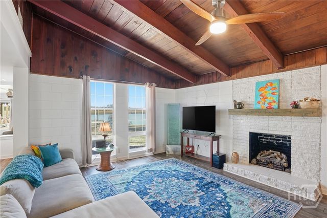 243 E 1st Street, Midway, GA 31320