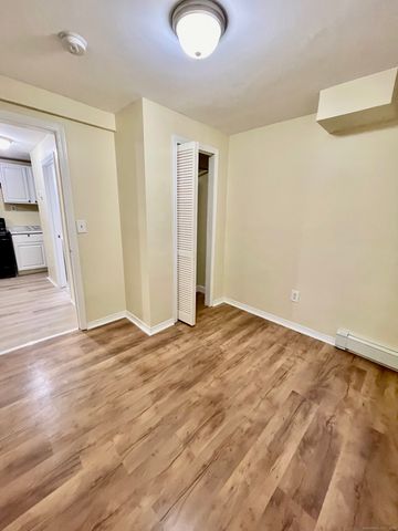 92 West Main Street 2, Vernon, CT 06066