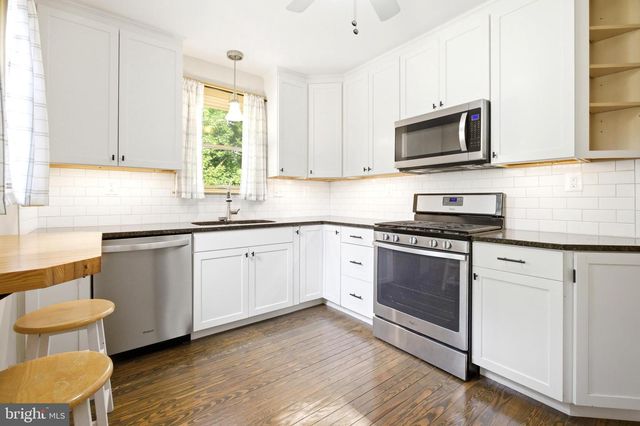 1308 ELM RD, Halethorpe, MD 21227