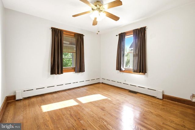 1308 ELM RD, Halethorpe, MD 21227