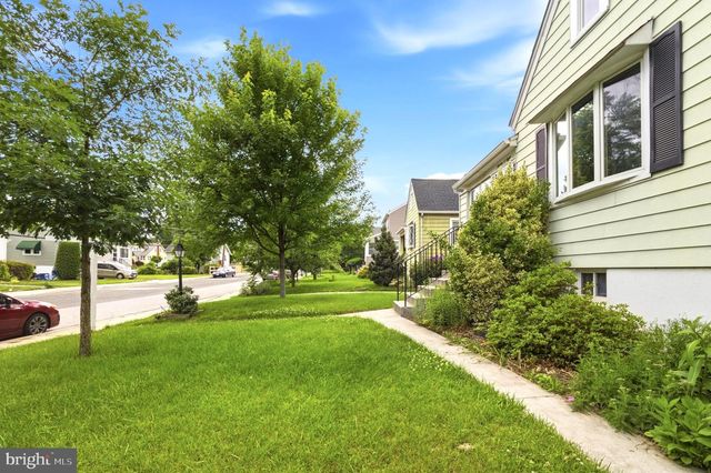 1308 ELM RD, Halethorpe, MD 21227