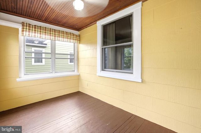 1308 ELM RD, Halethorpe, MD 21227