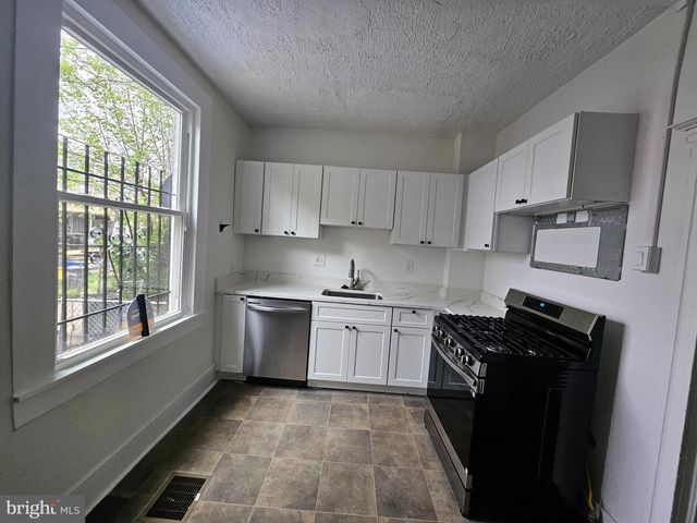 3141 ELMORA AVE, Baltimore, MD 21213