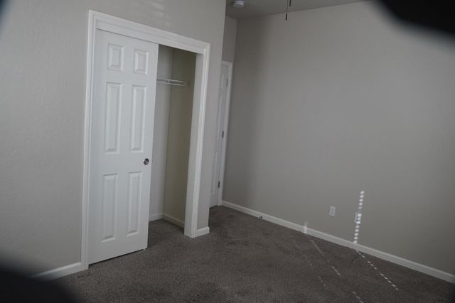 7478 E Flint Way, Fresno, CA 93737