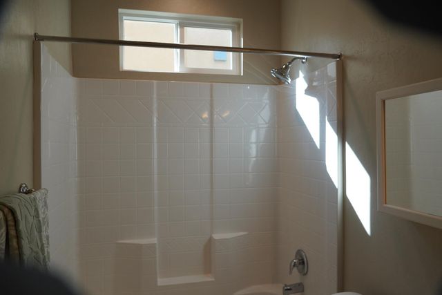 7478 E Flint Way, Fresno, CA 93737