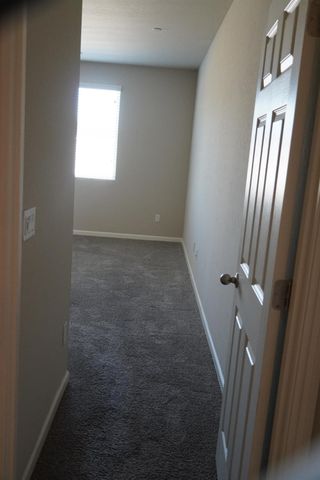 7478 E Flint Way, Fresno, CA 93737