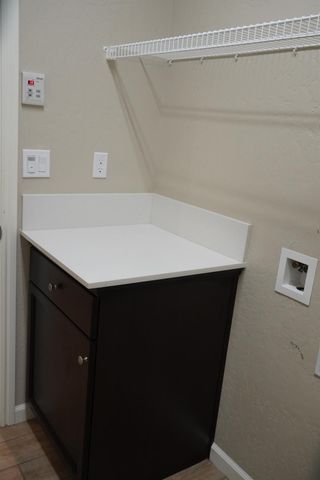 7478 E Flint Way, Fresno, CA 93737