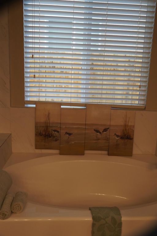 Image 26 of property listing at 7478 E Flint Way, Fresno, CA 93737