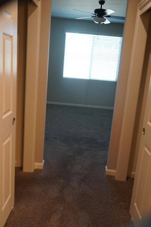 Image 32 of property listing at 7478 E Flint Way, Fresno, CA 93737