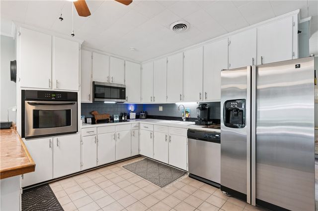 2820 Wildwood Drive, Brunswick, GA 31520