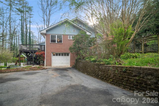 3002 Kanuga Road, Hendersonville, NC 28739