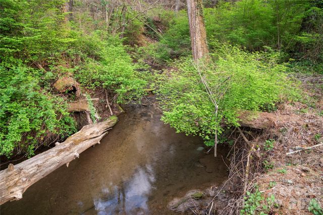 3002 Kanuga Road, Hendersonville, NC 28739