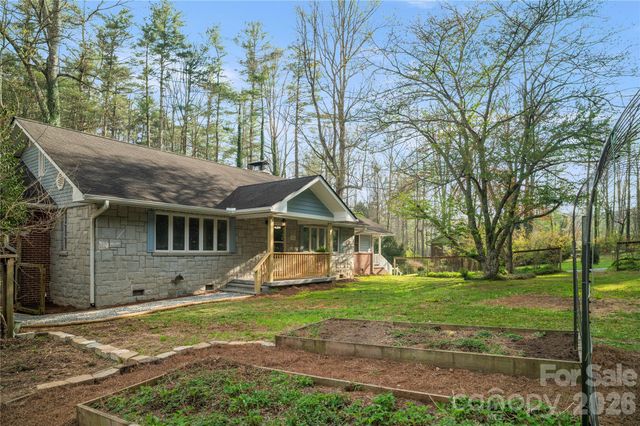 3002 Kanuga Road, Hendersonville, NC 28739