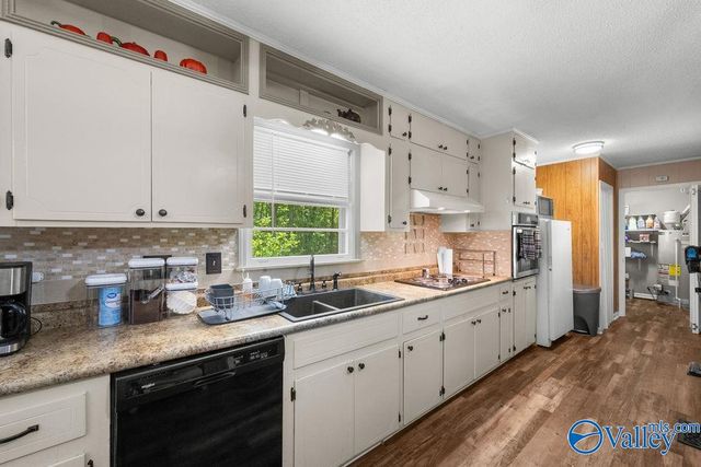 2417 Sunset Strip, Gadsden, AL 35904