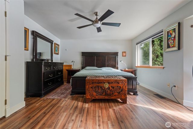 803 Collins Creek Lane E, Port Orchard, WA 98366
