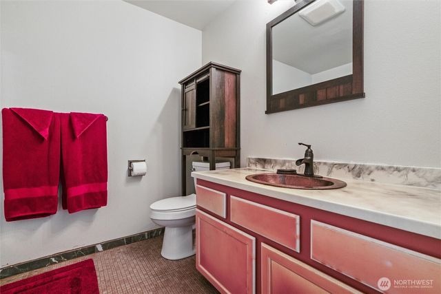 803 Collins Creek Lane E, Port Orchard, WA 98366